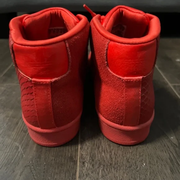 Red Adidas high top - Picture 2 of 9
